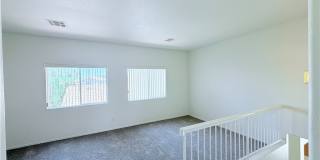 10404 SLOPING HILL Avenue Gallery 9