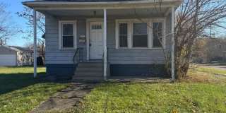 Charming 3-Bedroom Property in Prime Location Gallery 1