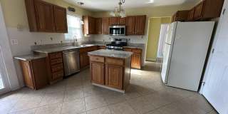 316 LAUREL OAK Lane Gallery 9