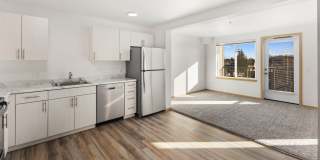 Ovation at Meeker 55+ Senior Apartments Gallery 5