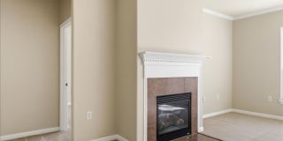 809 Whispering Wind Dr-Unfurnished Sun City Rental Available Now Gallery 12