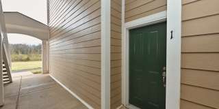 **PRISTINE GARDEN-LEVEL CONDO ON THE FIRST LEVEL NEAR PAVILION AND COMMUNITY GREEN SPACE** Gallery 10
