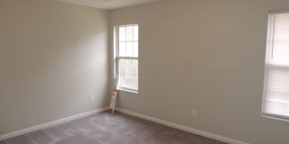 3881 Crest Drive Gallery 26