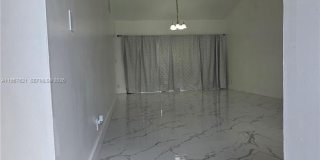 7085 W Sunrise Blvd Gallery 30