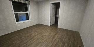 855 W Jefferson Gallery 4