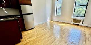 325 E 90th Street Gallery 13
