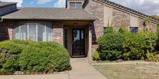 2905 Northwest Templeton Terrace Gallery 1