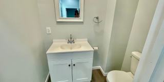 STUDENT HOUSING OPPORTUNITY - Bright and Updated 2 Bedroom 1.5 Bath House in Oakland Gallery 10