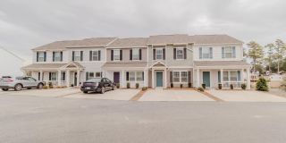 109 Oxforshire St. Gallery 1