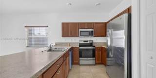 236 SE 32nd Avenue, Homestead, FL 33033 - 7153 Gallery 1