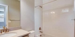 4 bedroom luxury home in Anthem 4 bedroom luxury home in Anthem Gallery 24