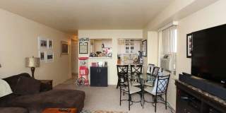 3948 Lake Shore Dr. Gallery 9