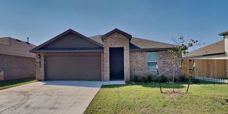 Very Nice 4 Bedroom 2 Bath Home in Yukon Schools Gallery 1
