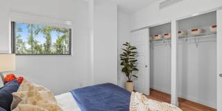 ATLANTIC SQUARE Gallery 13