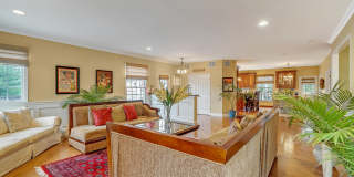 18 Mariners Bend Gallery 1