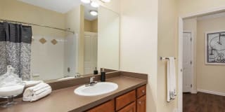 Advenir at Wynstone Gallery 7