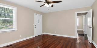 Updated 3 Bedroom Home Near Camp North End Gallery 4