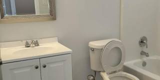 5524 Jarvis Street unit: B Gallery 8
