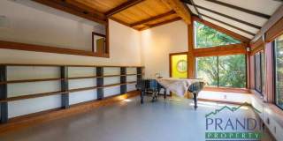 377 Summit Ave Gallery 22