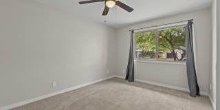 1229 E MANHATTON Drive Gallery 17
