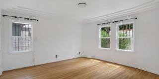 4126 S Bronson Ave Gallery 16