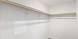 4 bedroom home in desirable neighborhood Gallery 33