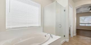 16195 W GLENROSA Avenue Gallery 18