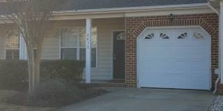 Spacious 3 bedroom Townhouse w/garage in Suffolk Spacious 3 bedroom Townhouse w/garage in Suffolk Gallery 1