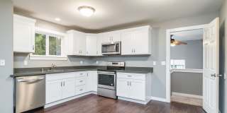 Beautiful, Spacious 4-bedroom home in Ferndale! Gallery 6