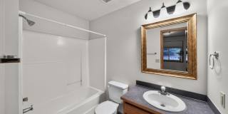 Charming 3BR Townhome in Lincoln Gallery 23