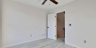 614 HOFFMAN Street Gallery 14
