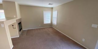 Wonderful 3 bed/2.5 bath home located in Summerlin Gallery 4