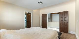 2845 Queens Courtyard Drive Gallery 23