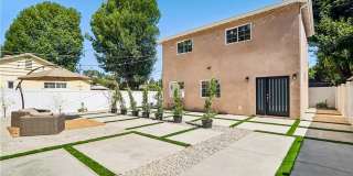 21233 Lopez Street Gallery 1