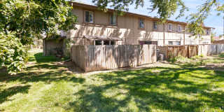 Spacious 3 Bedroom/ 3 Bath Townhouse Spacious 3 Bedroom/ 3 Bath Townhouse Gallery 22