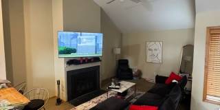 AVAILABLE June 1st! Spacious and Updated 2 Bedroom, 1.5 Bathroom Townhome Gallery 8