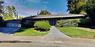 1034 Chaucer Court Gallery 1