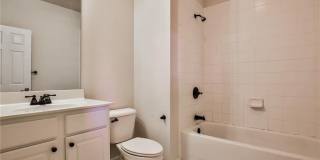 1934 Cobblestone Circle NE Gallery 5