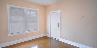Nice 3 BR Rental Near Downtown Gallery 13