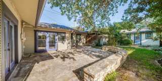 BEAUTIFUL HOME IN BLUEBONNET HILLS, ALAMO HEIGHTS Gallery 24