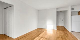 880 68th St # 500 Gallery 4