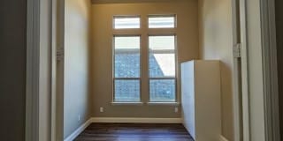 810 Elm Park Drive Gallery 19