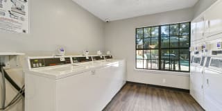 Creekside on the Green Gallery 24