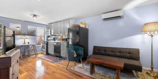 247 BAINBRIDGE Street Gallery 2