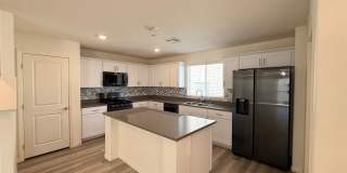 Modern Townhome Near Lone Mountain | Gated & Pool Gallery 7