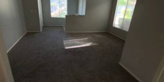 N.W. GATED COZY CONDO W/ COMMUNITY POOL AND SPA Gallery 12