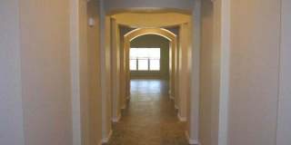609 E Pearce Road Gallery 16