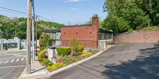 780 New York Avenue Gallery 1
