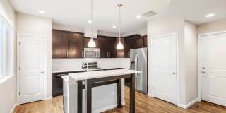 Evolve Real Estate: Charming 3-Bedroom, 3-Bathroom Townhome | 1,376 SQFT | 2-Car Attached Garage Gallery 6