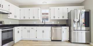 1206 Foxridge Dr Gallery 7